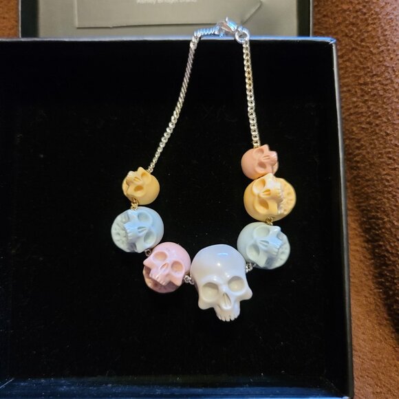 NIB Ashley Bridget Multi-Colored Skull Bracelet 6 1/2 - 7 1/2" - Picture 4 of 6